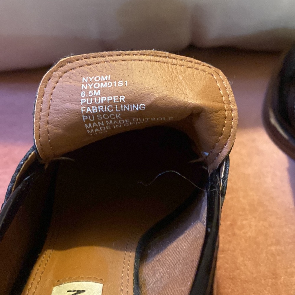 Extremely Comfortable Steve Madden Platform Loafe… - image 5